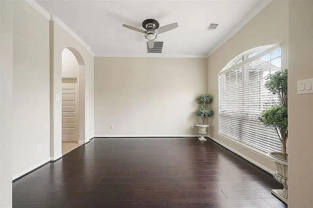 Photo of 3 Cinque Terre Drive, Missouri City, TX 77459 (MLS # 50764743)