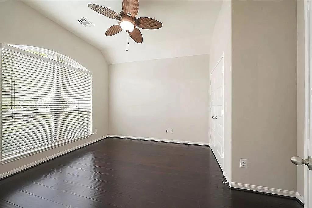 3 Cinque Terre Drive