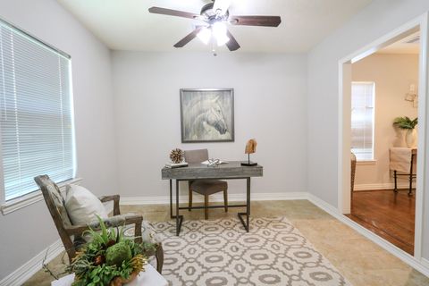 Tiny photo for 4609 University Oaks Boulevard, Houston, TX 77004 (MLS # 75436600)