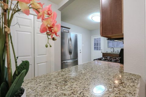 Tiny photo for 4609 University Oaks Boulevard, Houston, TX 77004 (MLS # 75436600)