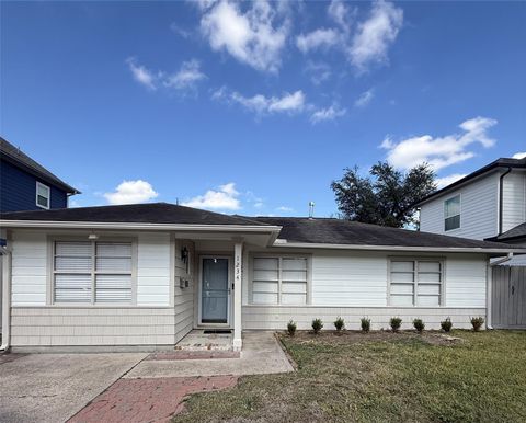 Photo of 1234 S Gardenia Drive, Houston, TX 77018 (MLS # 78493457)