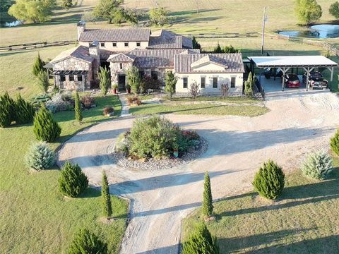 2021 County Road 312 Navasota TX 77868