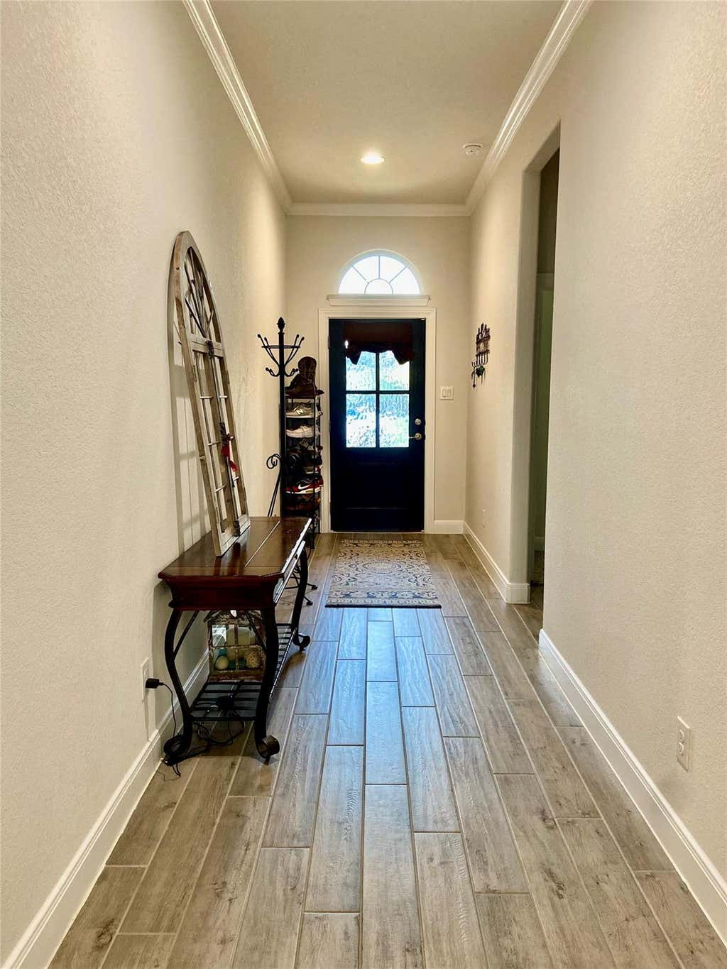 Photo of 12106 Champions Forest Drive, Mont Belvieu, TX 77535 (MLS # 60900383)