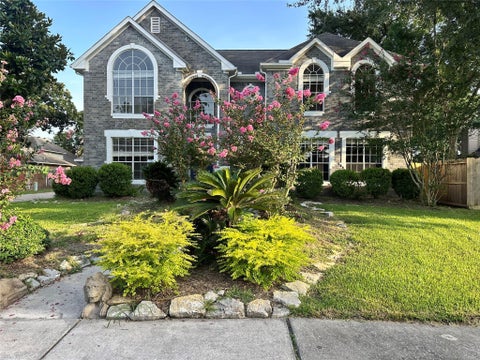 Photo of 13315 Denver Oaks Drive, Houston, TX 77065 (MLS # 72261634)