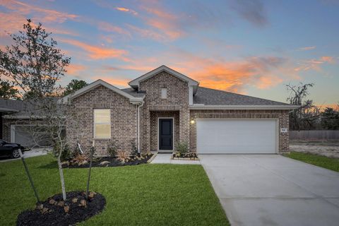 Photo of 516 Monarch Trail, Huntsville, TX 77340 (MLS # 27458976)