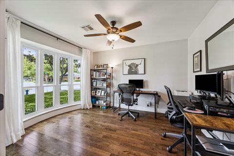 Tiny photo for 2203 Lamonte Lane, Houston, TX 77018 (MLS # 61970715)