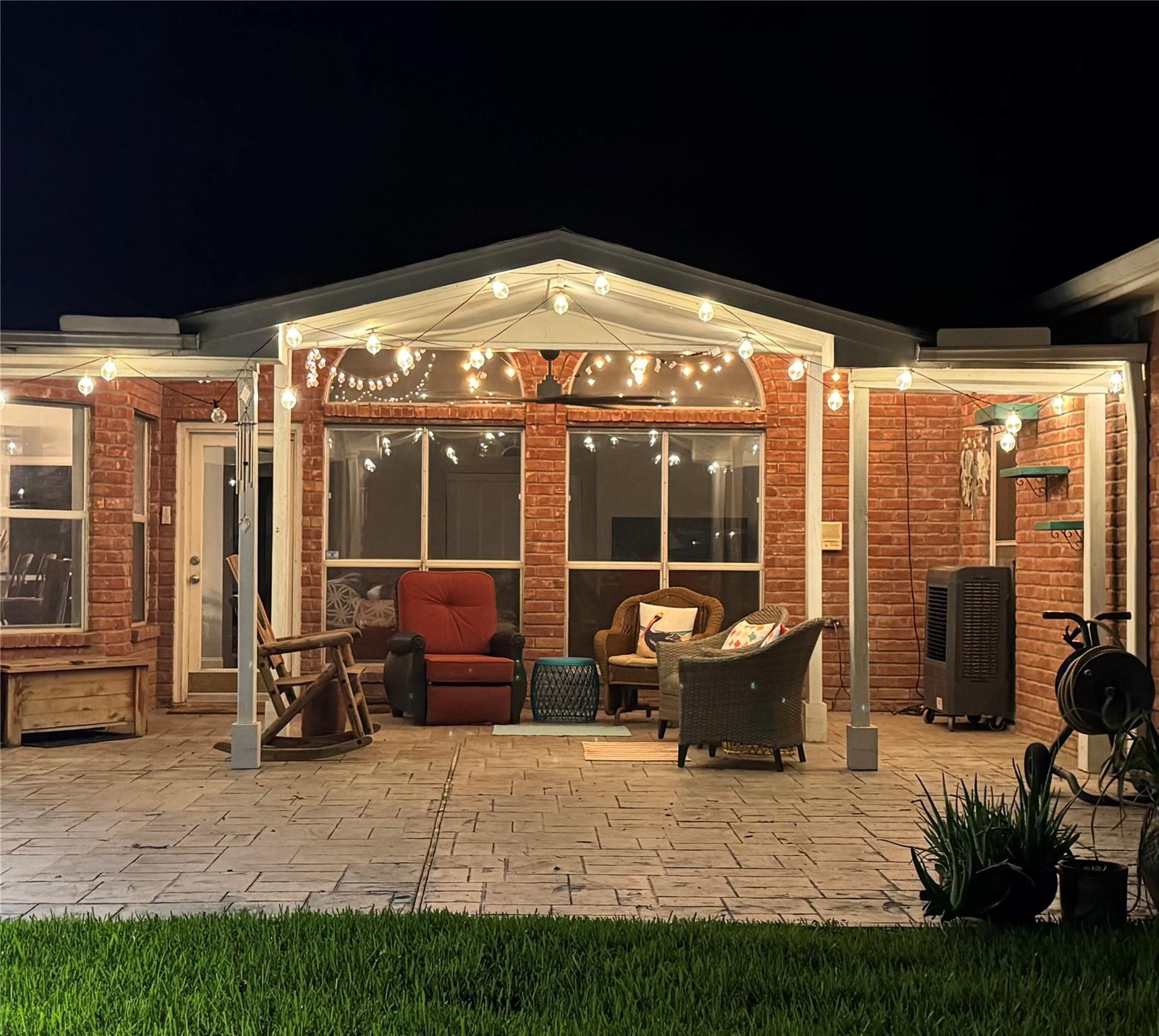 1523 Lofty Maple Trail Trail