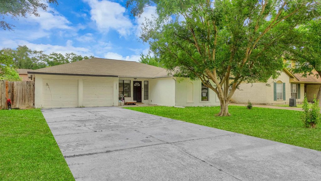 Photo of 223 Kirkaldy Drive, Houston, TX 77015 (MLS # 59695650)