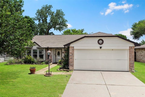 Photo of 16730 Summer Dawn Lane, Houston, TX 77095 (MLS # 7564937)