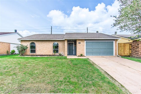 Photo of 318 Willoughby Drive, Richmond, TX 77469 (MLS # 39931589)