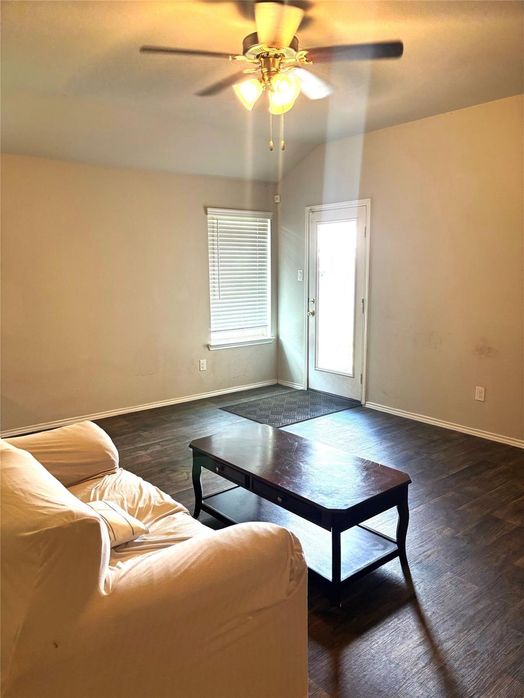 Photo of 1210 Roca Rigida Trail Trail, Channelview, TX 77530 (MLS # 20191175)