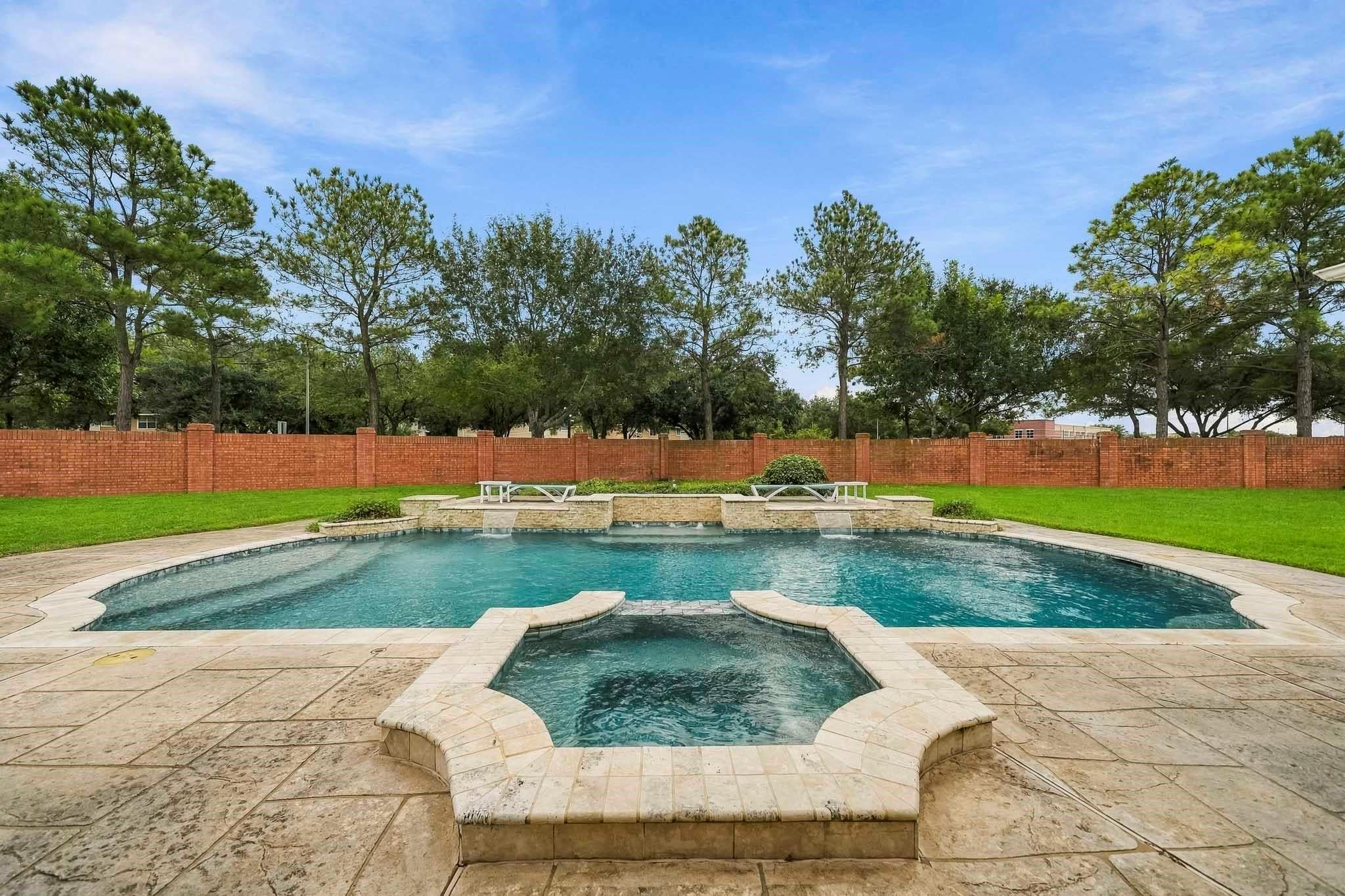5507 Sandy Trace Court