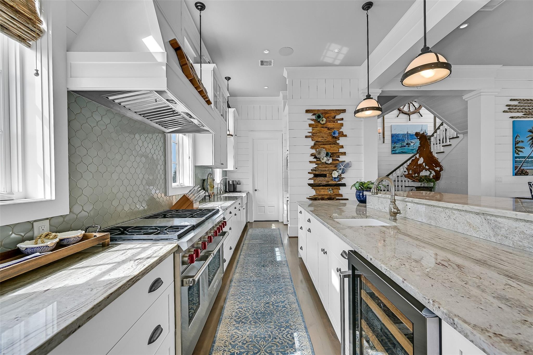 Galveston, Texas, 77550, United States, 5 Bedrooms Bedrooms, ,6 BathroomsBathrooms,Residential,Active,2027071