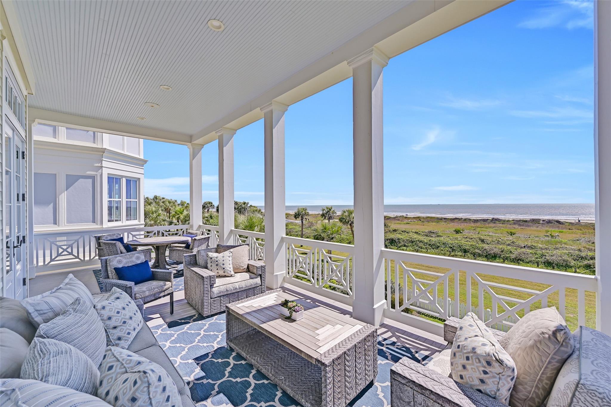 Galveston, Texas, 77550, United States, 5 Bedrooms Bedrooms, ,6 BathroomsBathrooms,Residential,Active,2027071