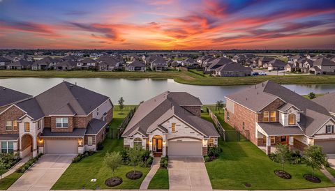 Photo of 77 Indian Wells Drive, Manvel, TX 77578 (MLS # 10447121)