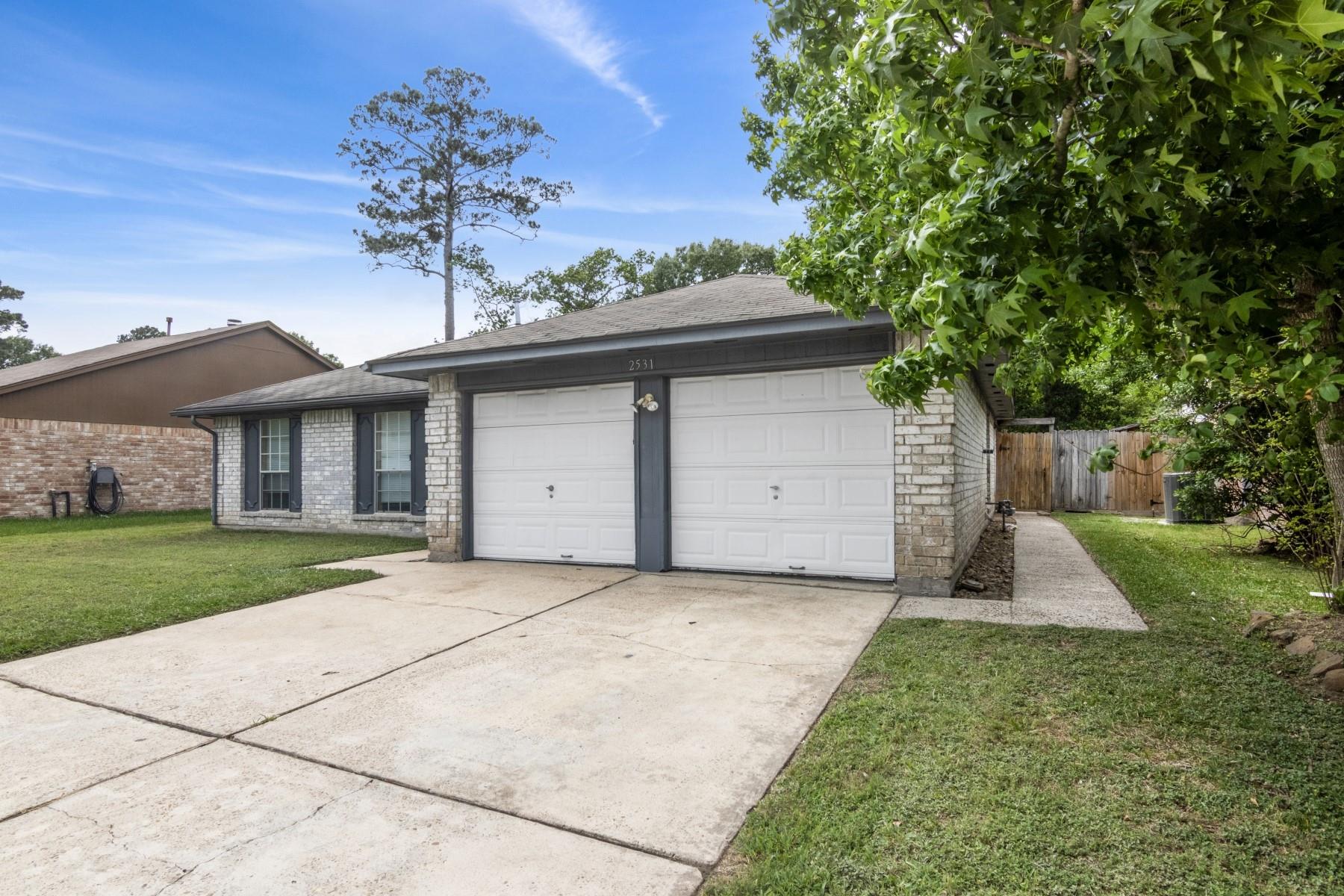 2531 N Spring Drive
