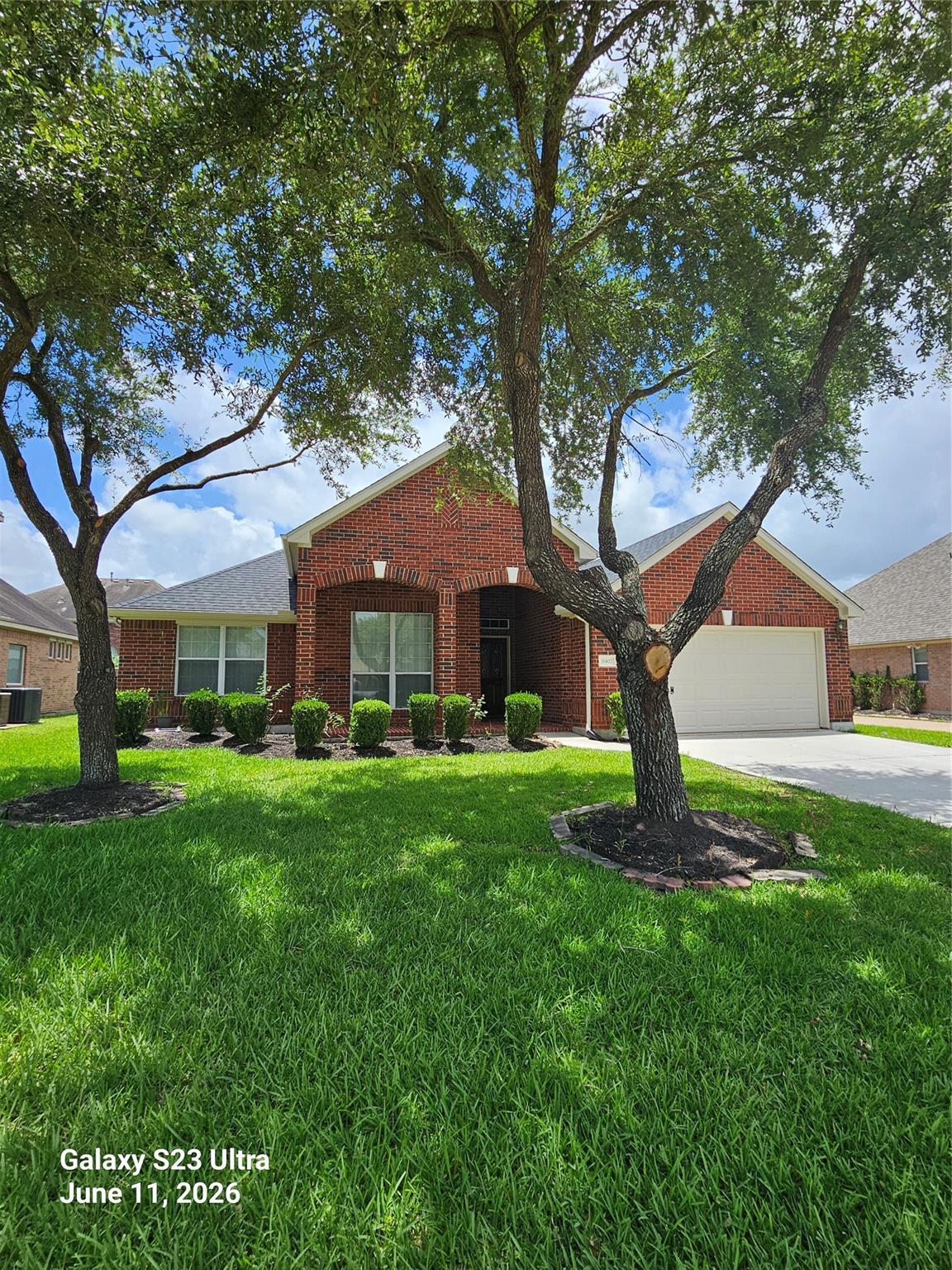 11402 Softbreeze Court