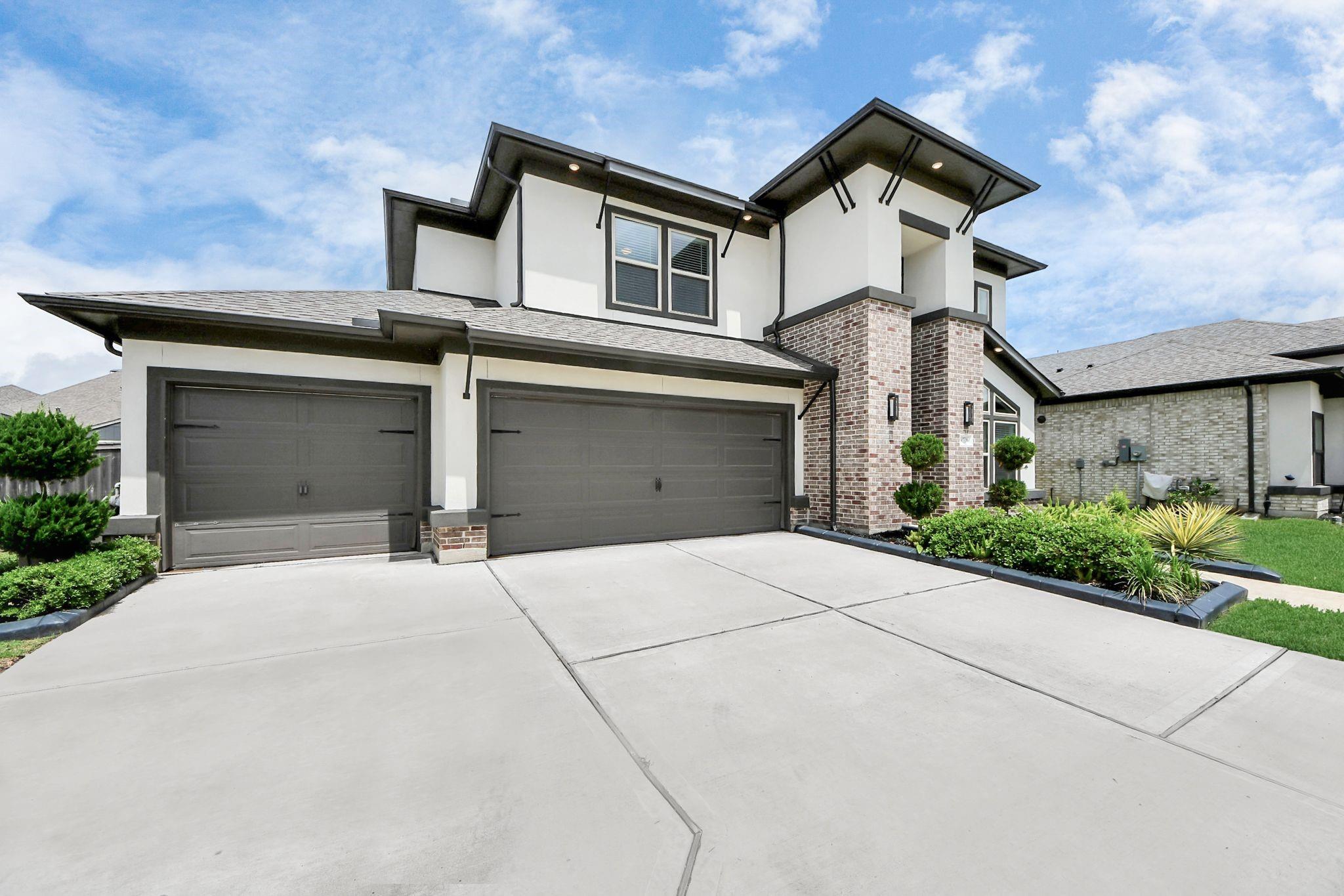 30706 Thicket Court