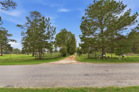 872 Four Notch Road Huntsville TX 77340