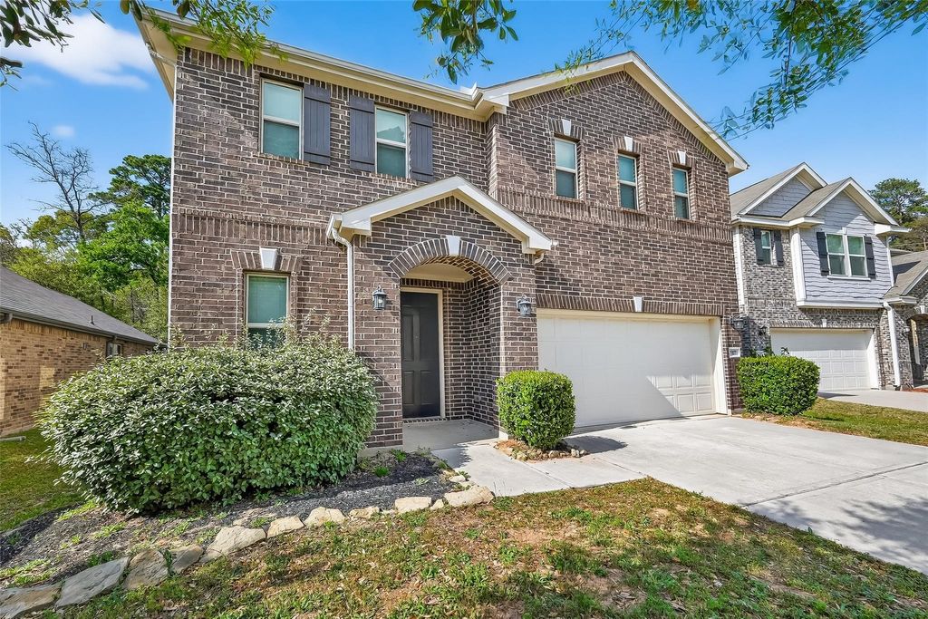 Photo of 2107 Parnevik Place, Conroe, TX 77304 (MLS # 57174502)