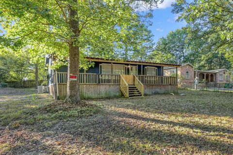 Photo of 14287 E Forest Circle, Montgomery, TX 77356 (MLS # 56367784)