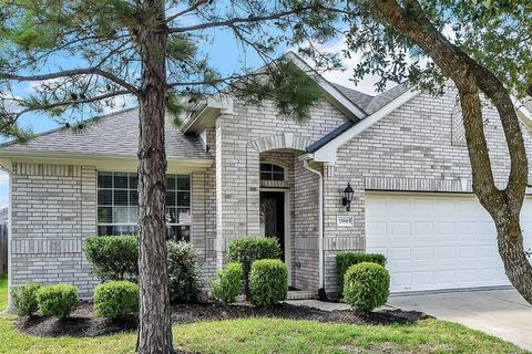 Photo of 25815 Sundrop Meadows Lane, Katy, TX 77494 (MLS # 28716419)