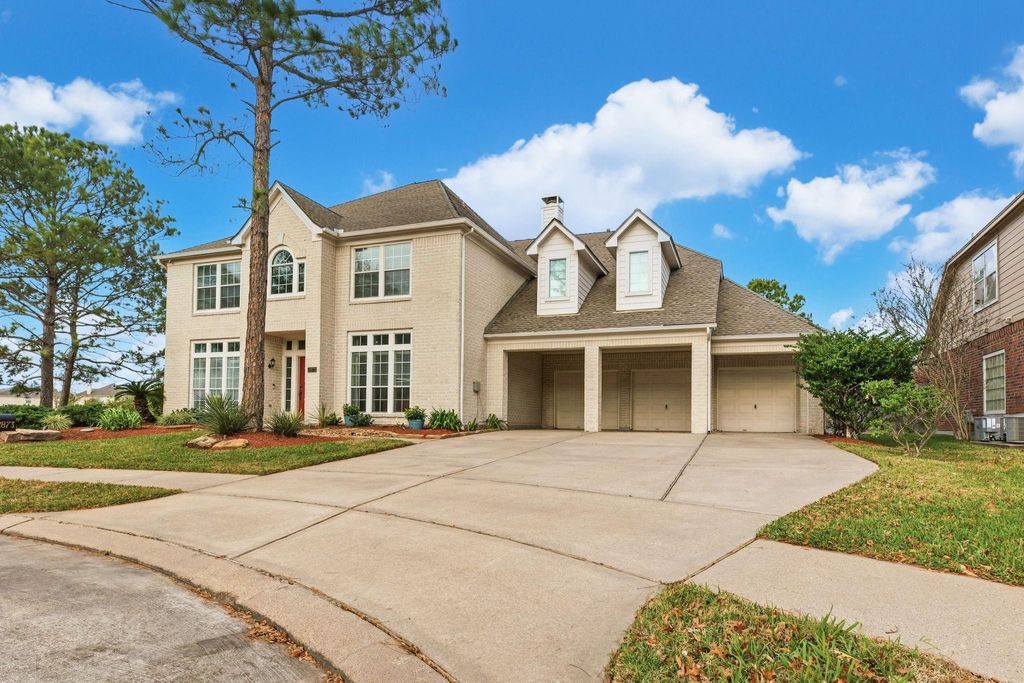 Photo of 2873 Colony Falls Lane, Dickinson, TX 77539 (MLS # 55989636)