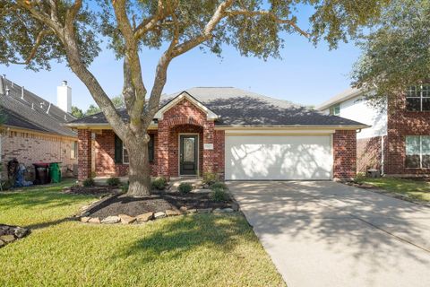 Photo of 22015 Bronze Leaf Drive, Cypress, TX 77433 (MLS # 86213552)