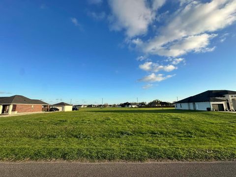 Vacant Land For Sale - 303 Mayad Boulevard<br/> Rosharon, TX 77583