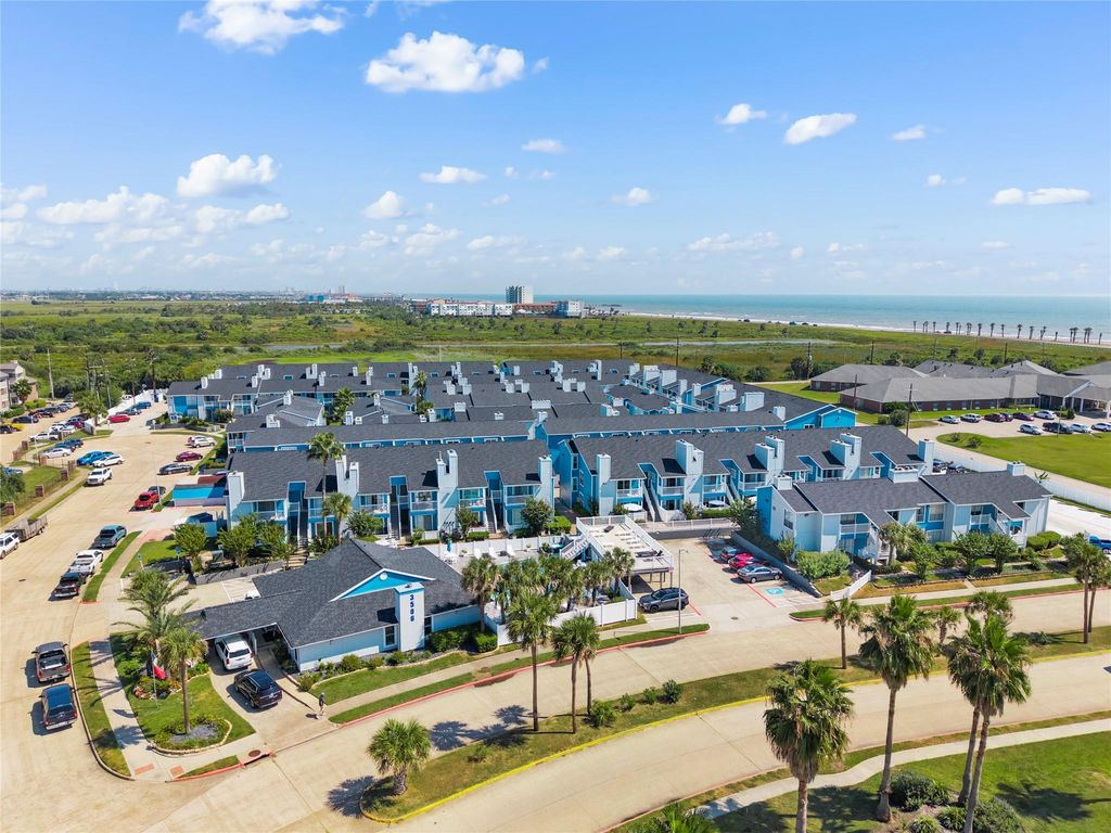 Photo of 3506 Cove View Boulevard #1209, Galveston, TX 77554 (MLS # 29874887)