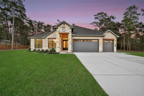 Photo of 352 Louvenia Court, Pinehurst, TX 77362 (MLS # 70992433)