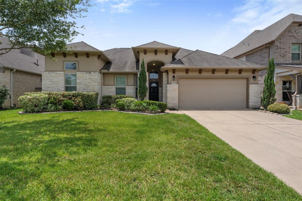 Photo of 20123 Cascading Falls Boulevard, Cypress, TX 77433 (MLS # 60546894)