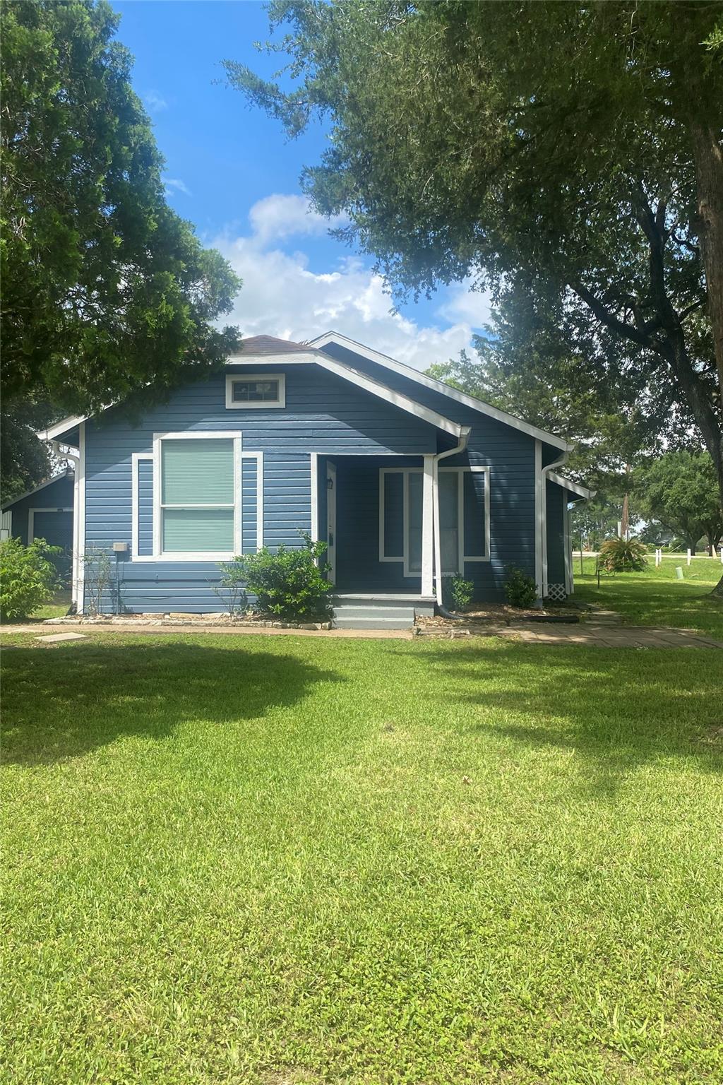 419 S 4th Street