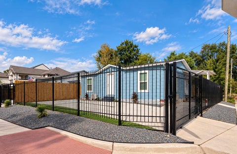 Photo of 908 Jewett Street, Houston, TX 77009 (MLS # 3301648)