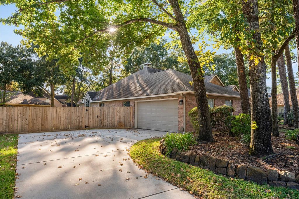 Photo of 18815 Racquet Sports Way, Humble, TX 77346 (MLS # 64924791)