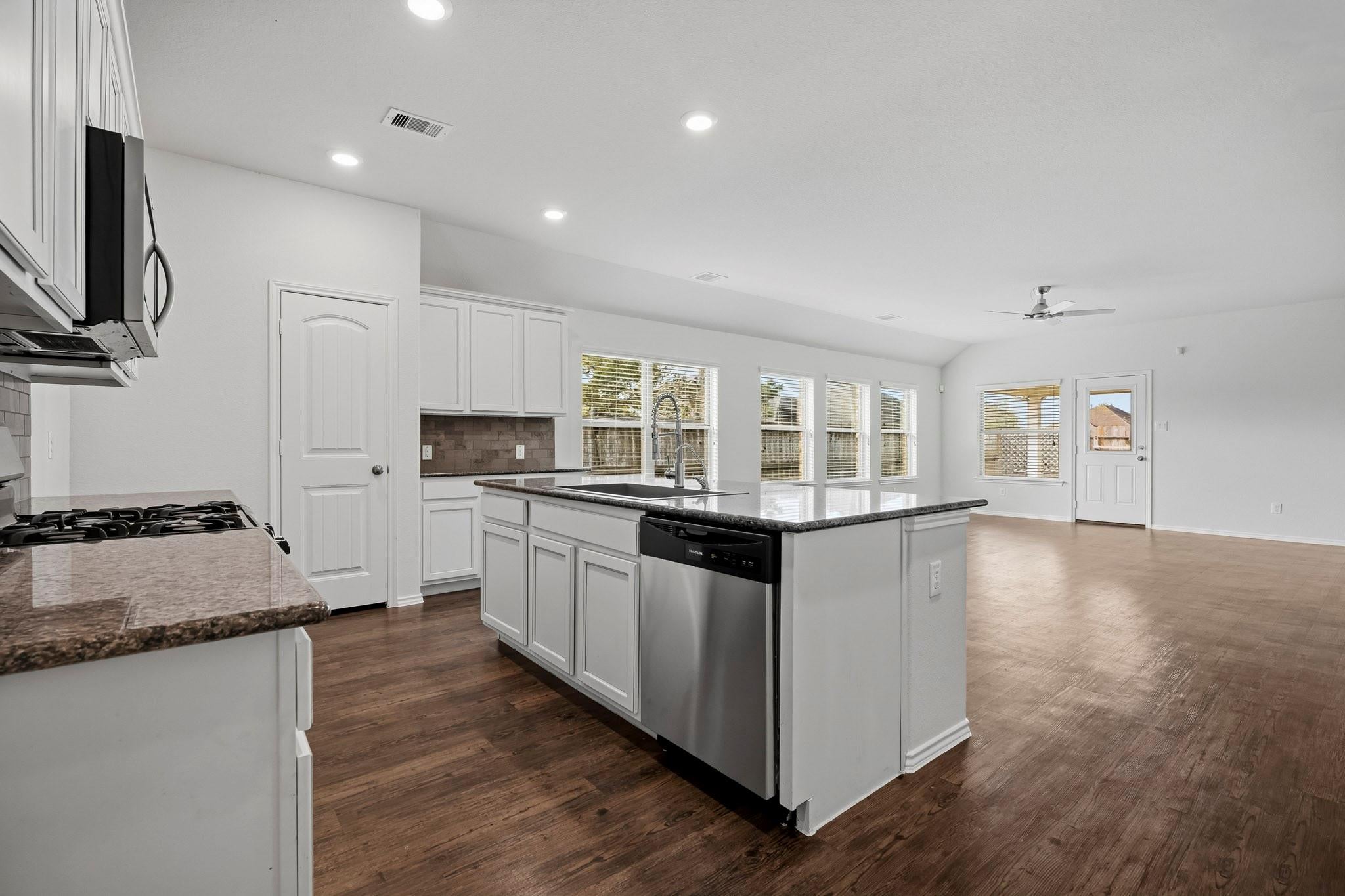 516 Fieldhaven Court
