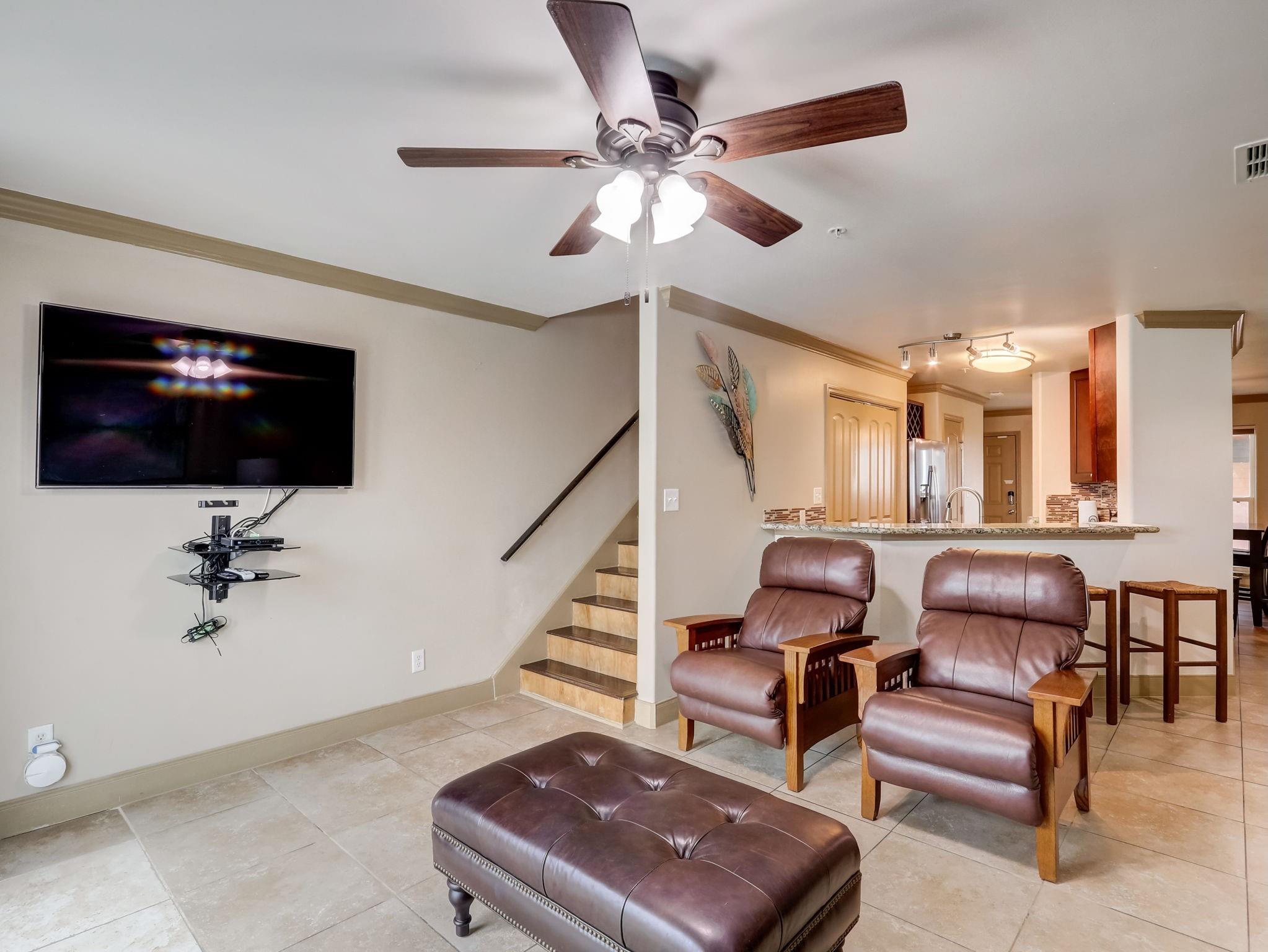 9520 Seawall Boulevard 351