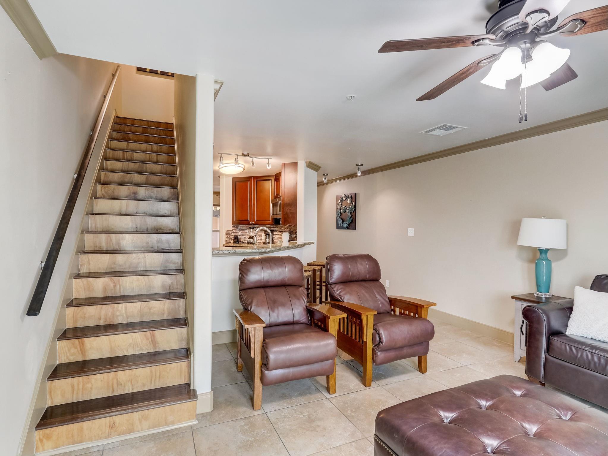 9520 Seawall Boulevard 351