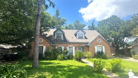 Photo of 2311 Pomeran Drive, Houston, TX 77080 (MLS # 43625935)