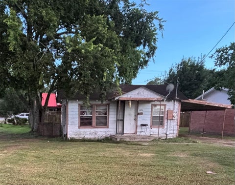 Photo of 3420 6th Street, Bay City, TX 77414 (MLS # 45947807)