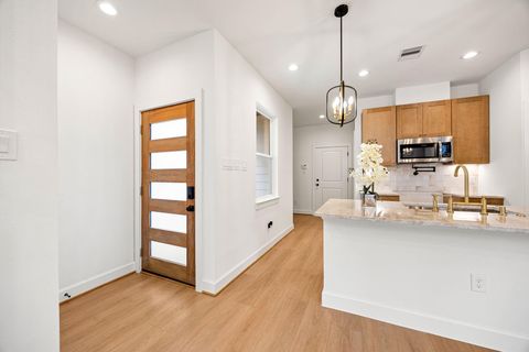 Tiny photo for 884 Prosper Street, Houston, TX 77088 (MLS # 9619078)