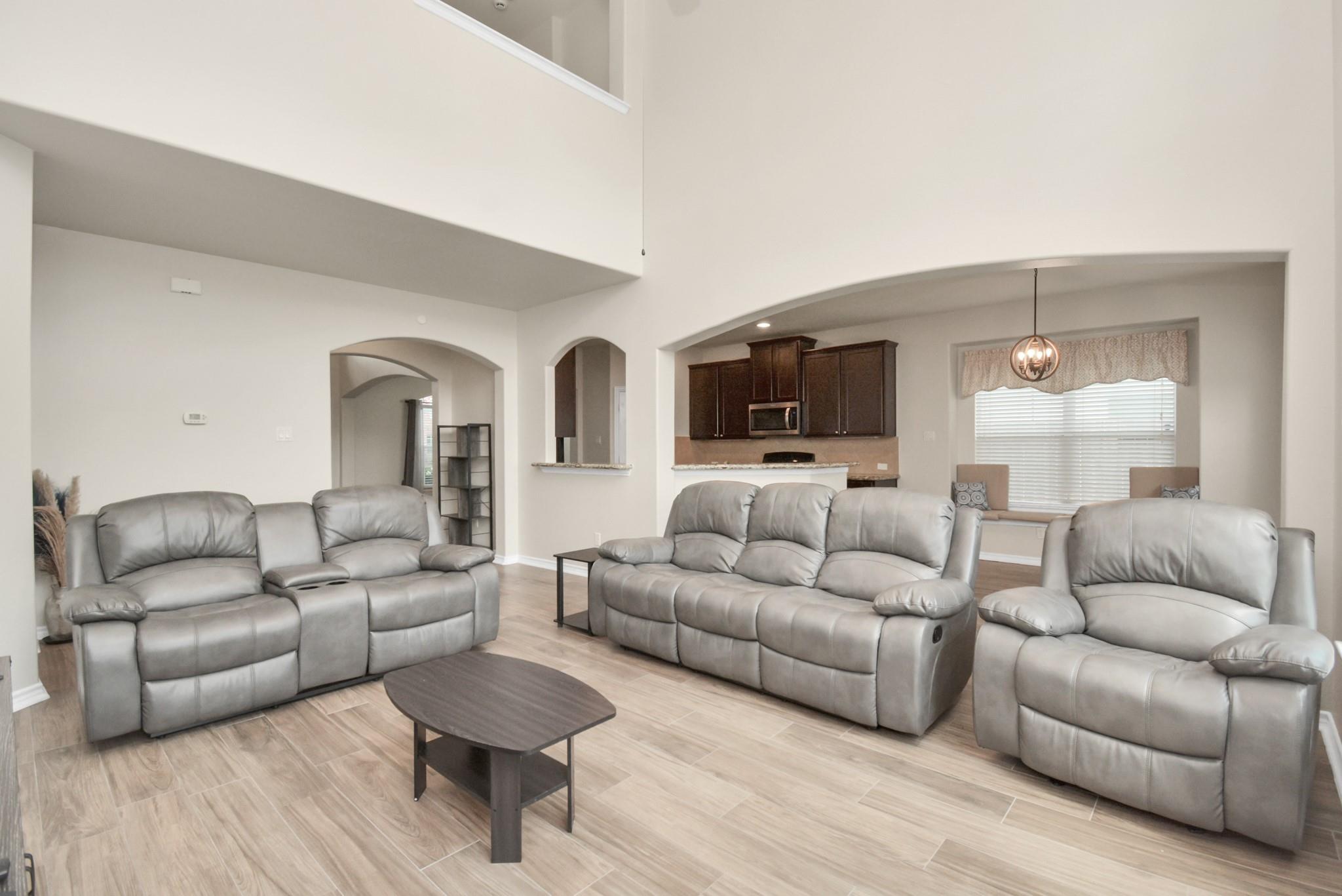 2703 Lakecrest River Drive