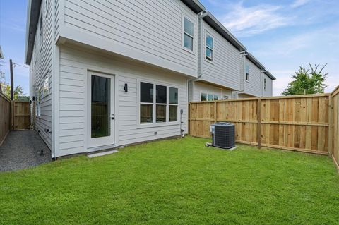 Photo of 6421 Madrid Street, Houston, TX 77021 (MLS # 84848341)