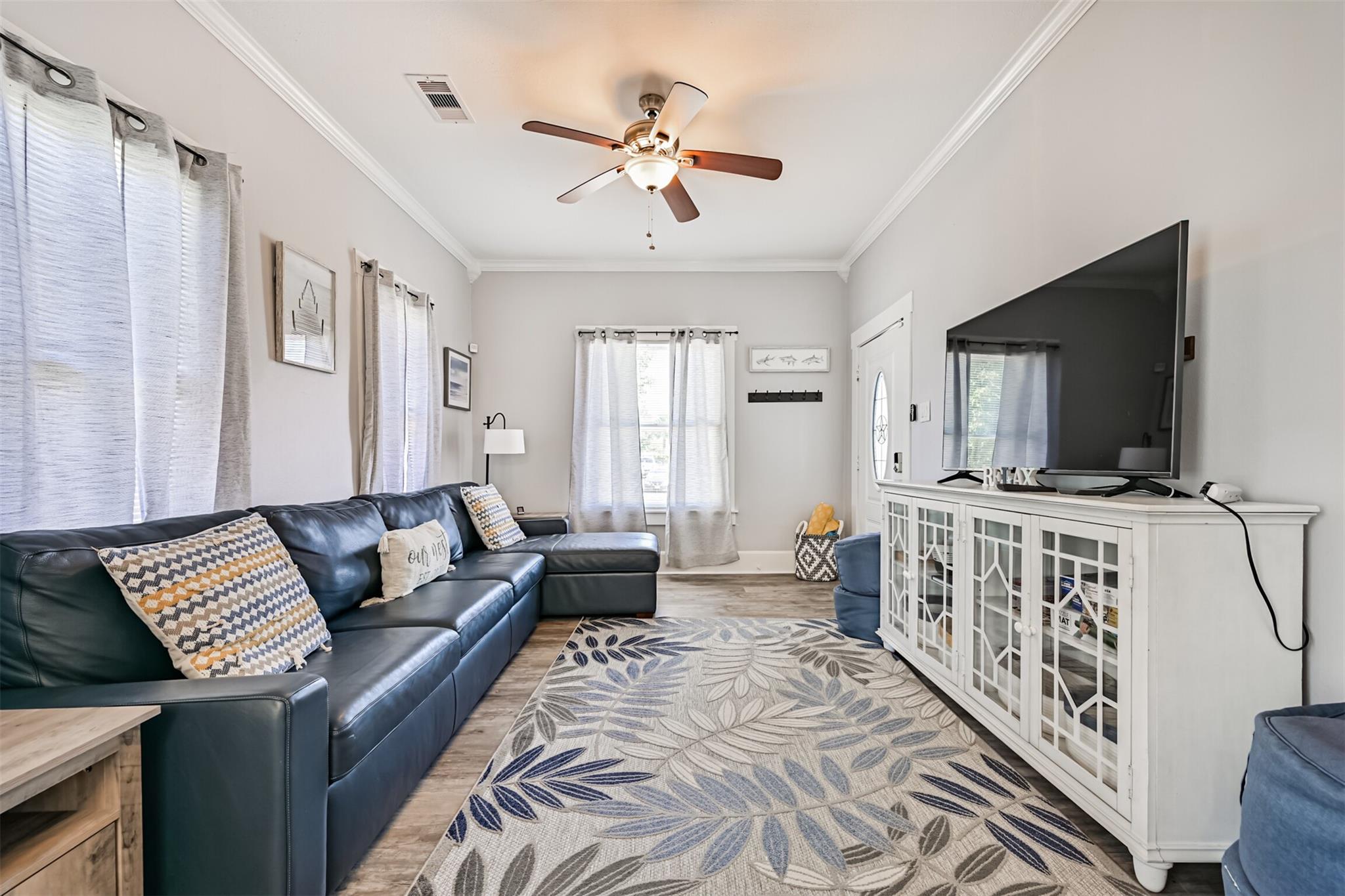 Galveston, Texas 77550, United States, 2 Bedrooms Bedrooms, ,1 BathroomBathrooms,Residential,Active,229316