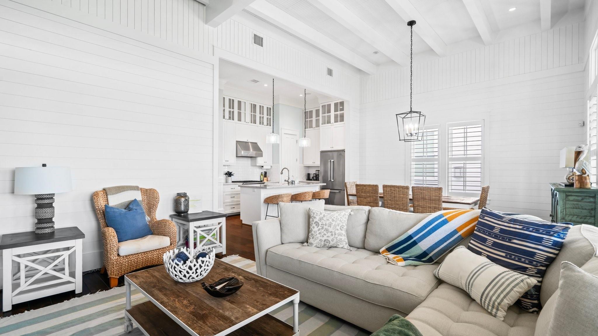 2614 E Seaside Drive