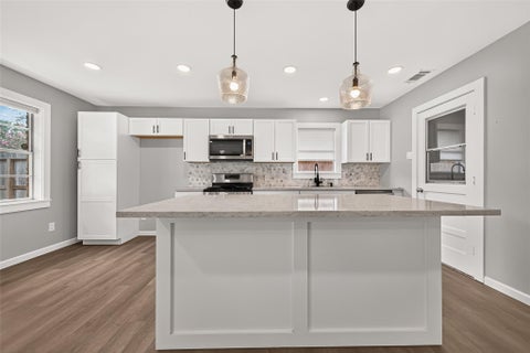 Tiny photo for 7415 Troulon Drive, Houston, TX 77074 (MLS # 29391786)