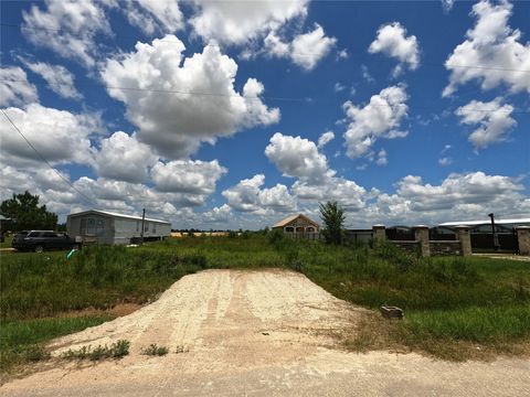 Vacant Land For Sale - 155 Road 5043<br/> Cleveland, TX 77327