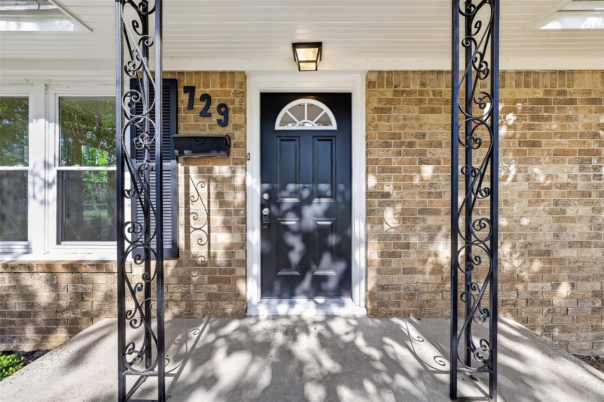 729 Loggins Drive