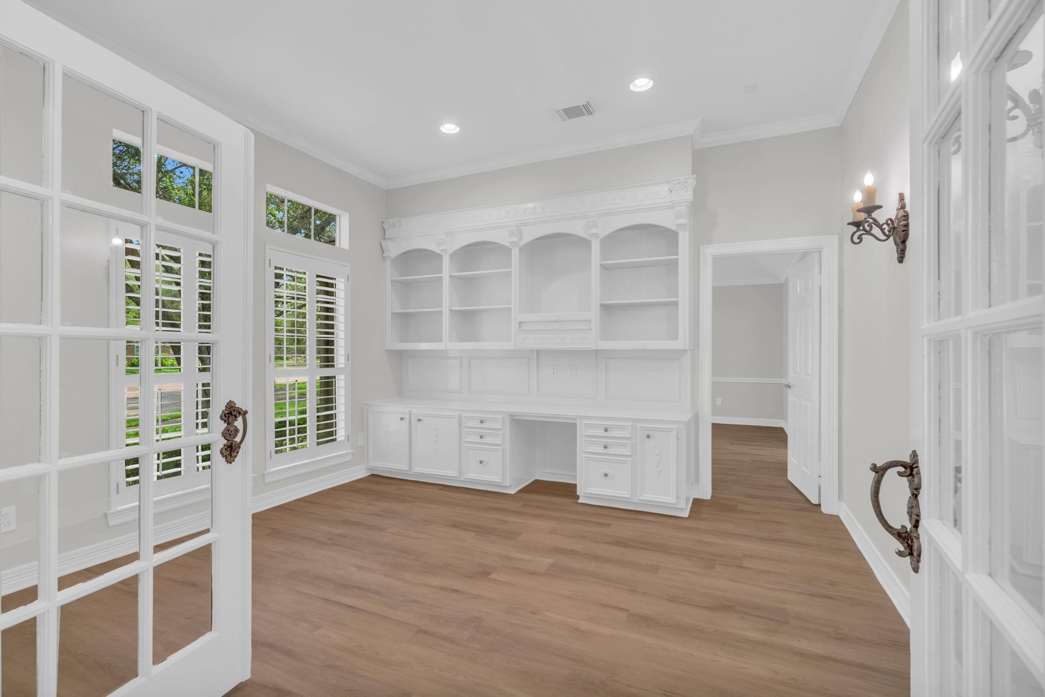 4907 Aberdeen Circle
