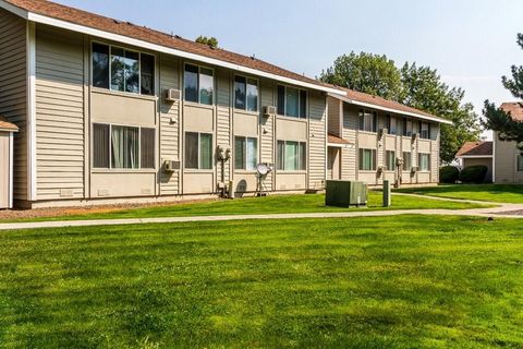 Photo of 307 20th St, Other, OR 97828 (MLS # 56539507)